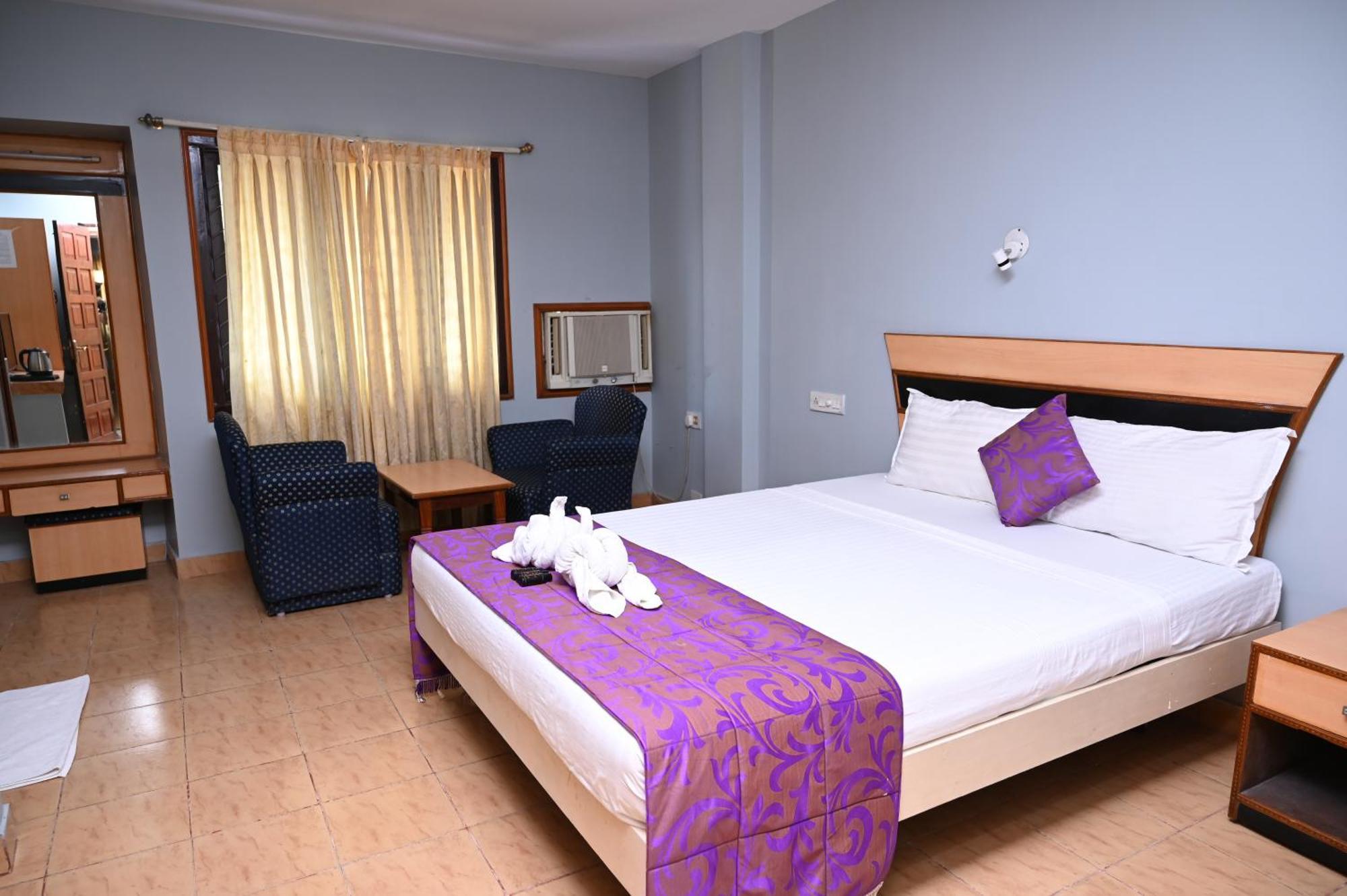 Blue Sea Hotel Порт Блеър Екстериор снимка